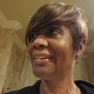 Meet your Posher, Vonya